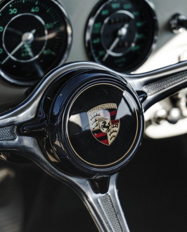 Volante-Porsche